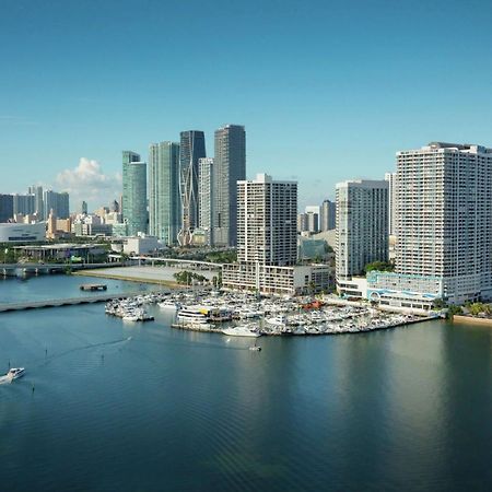 Doubletree By Hilton Grand Hotel Biscayne Bay Miami Eksteriør bilde