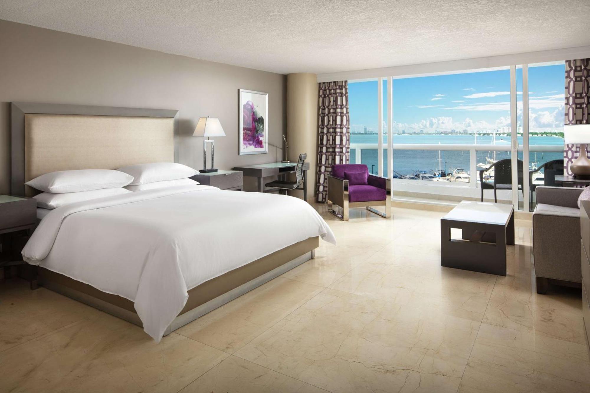 Doubletree By Hilton Grand Hotel Biscayne Bay Miami Eksteriør bilde